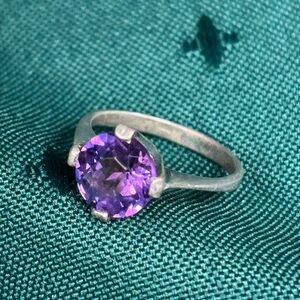 Stunning Amethyst Silver Ring.